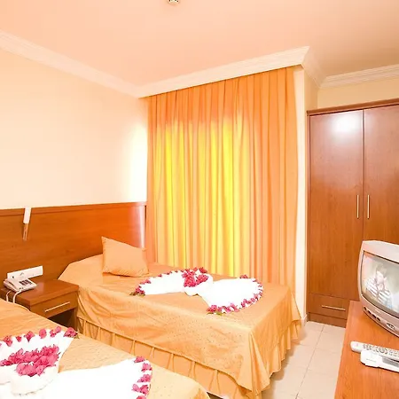 Selenium Hotel Side